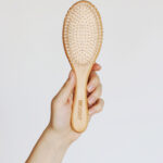 Szczotka pneumatyczna z metalowymi szpilkami mała INSIGHT