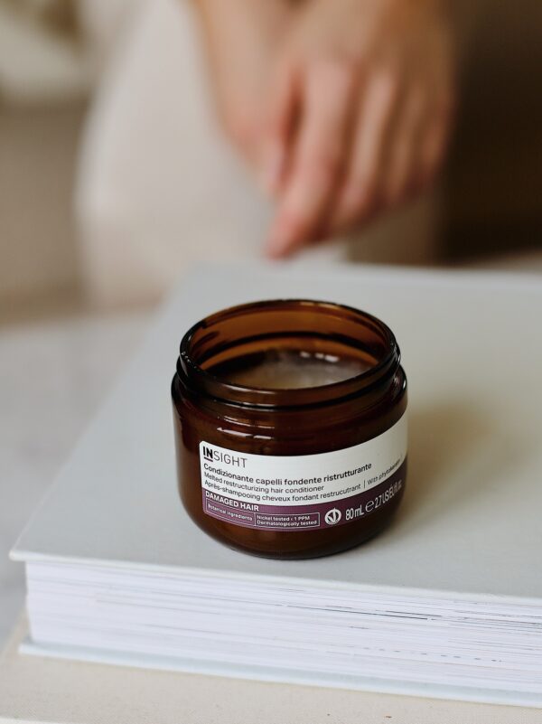 INSIGHT DAMAGED HAIR Skoncentrowana odżywka o stałej konsystencji do włosów zniszczonych 80ml