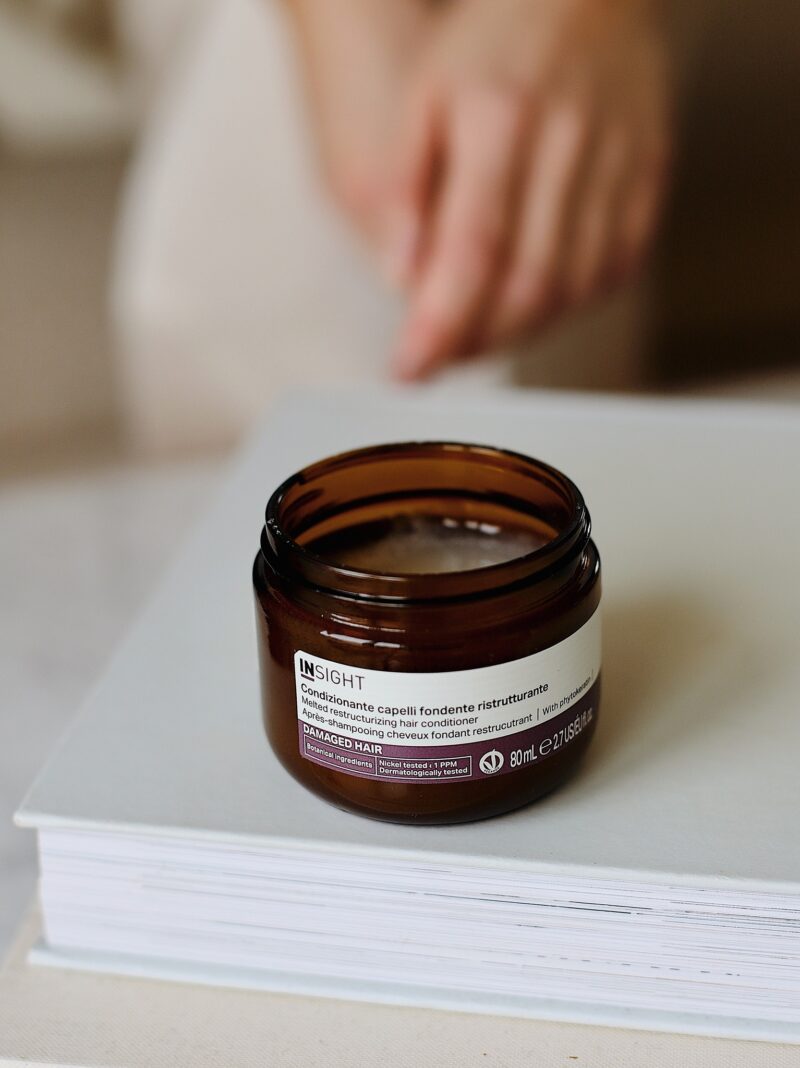 INSIGHT DAMAGED HAIR Skoncentrowana odżywka o stałej konsystencji do włosów zniszczonych 80ml