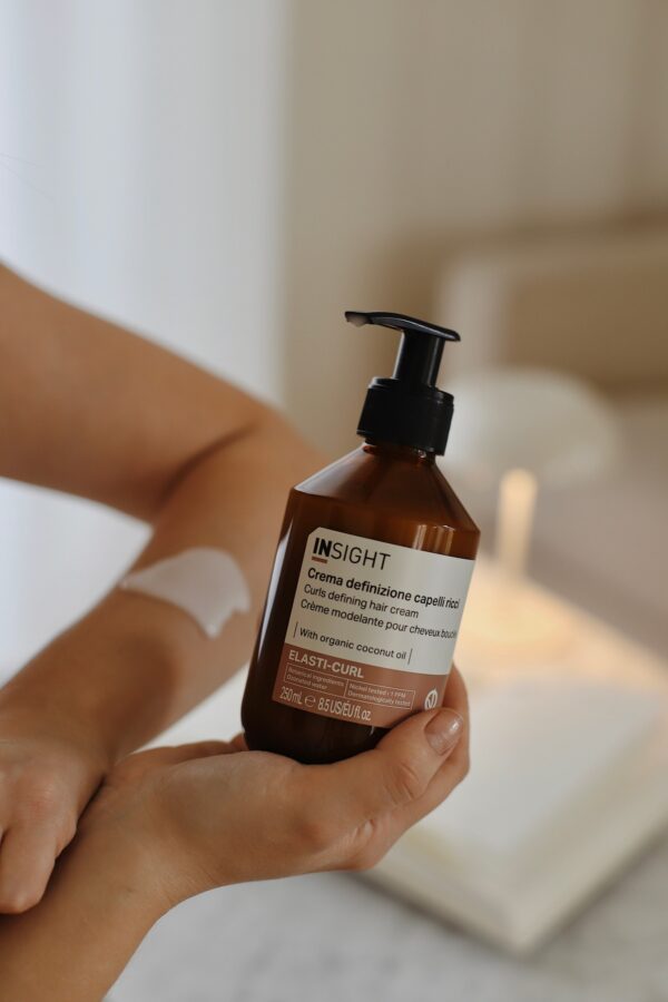 Definiujący krem do kręconych włosów 250ml INSIGHT ELASTI-CURL