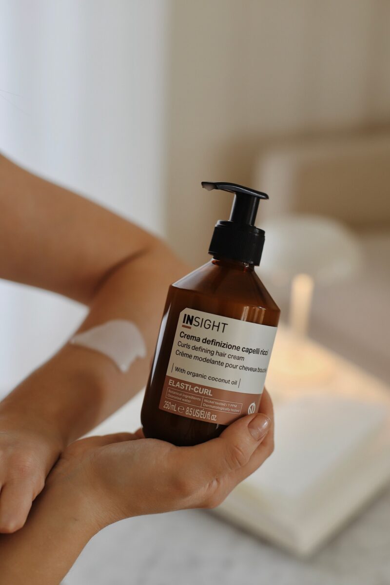 Definiujący krem do kręconych włosów 250ml INSIGHT ELASTI-CURL